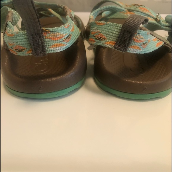 Chacon - Picture 3 of 5